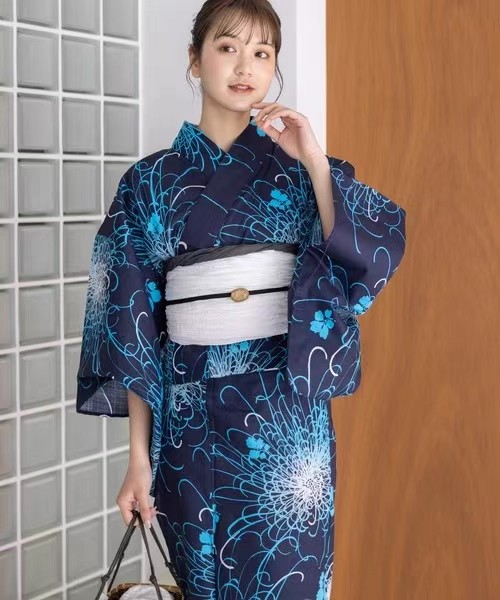 Japońskie kimono / yukata dla  – Women Formal Wear Photoshoot recenzja i cena